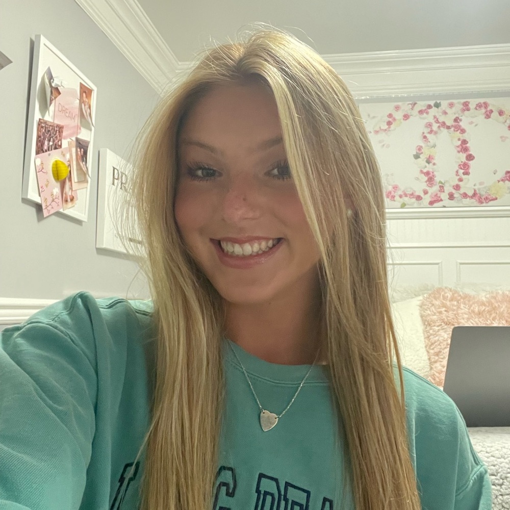 Meet your Posher, Lyndsey
